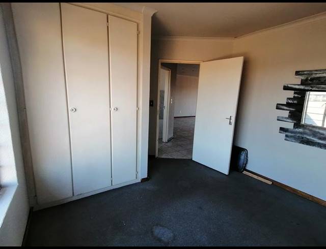 2 BEDROOM PROPERTY TO RENT IN SONNEVELD